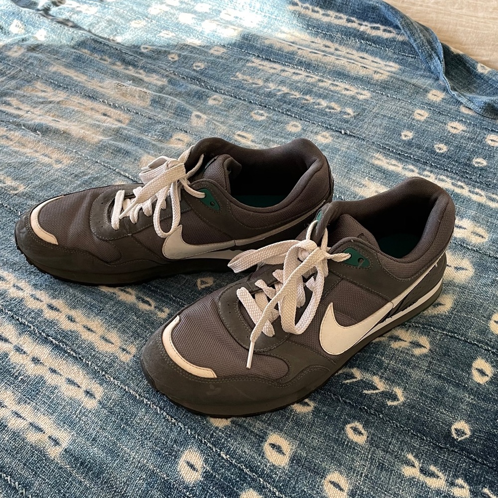 Nike MS78 LE Grey/White/Green Running Shoes